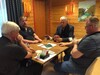 Alfred: "Med 76 pålogginger på BBO så kan jeg vel oppgradere meg til ekspert?"